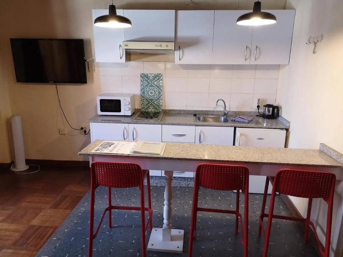 Apartamentos La Fuente Санта-Круз-де-ла-Пальма
