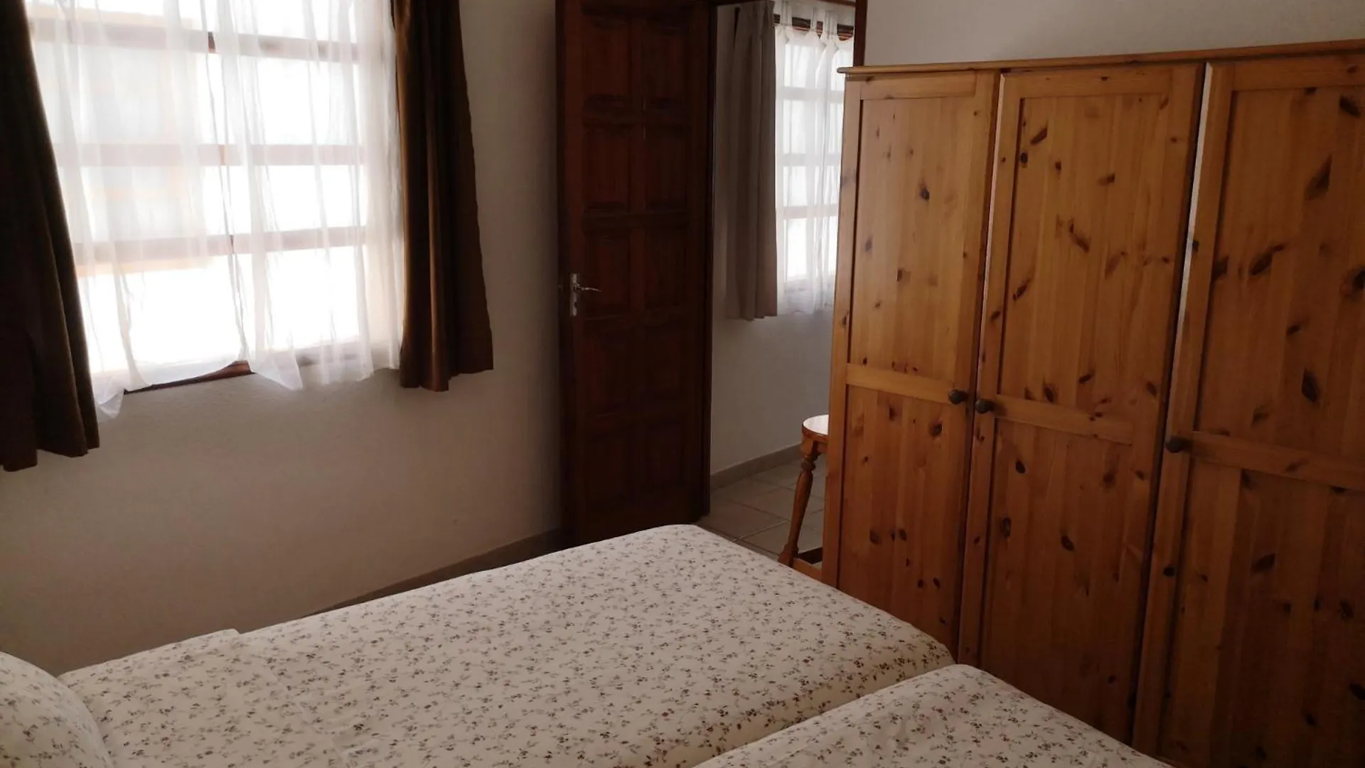 Apartamentos La Fuente Santa Cruz de la Palma  Spagna