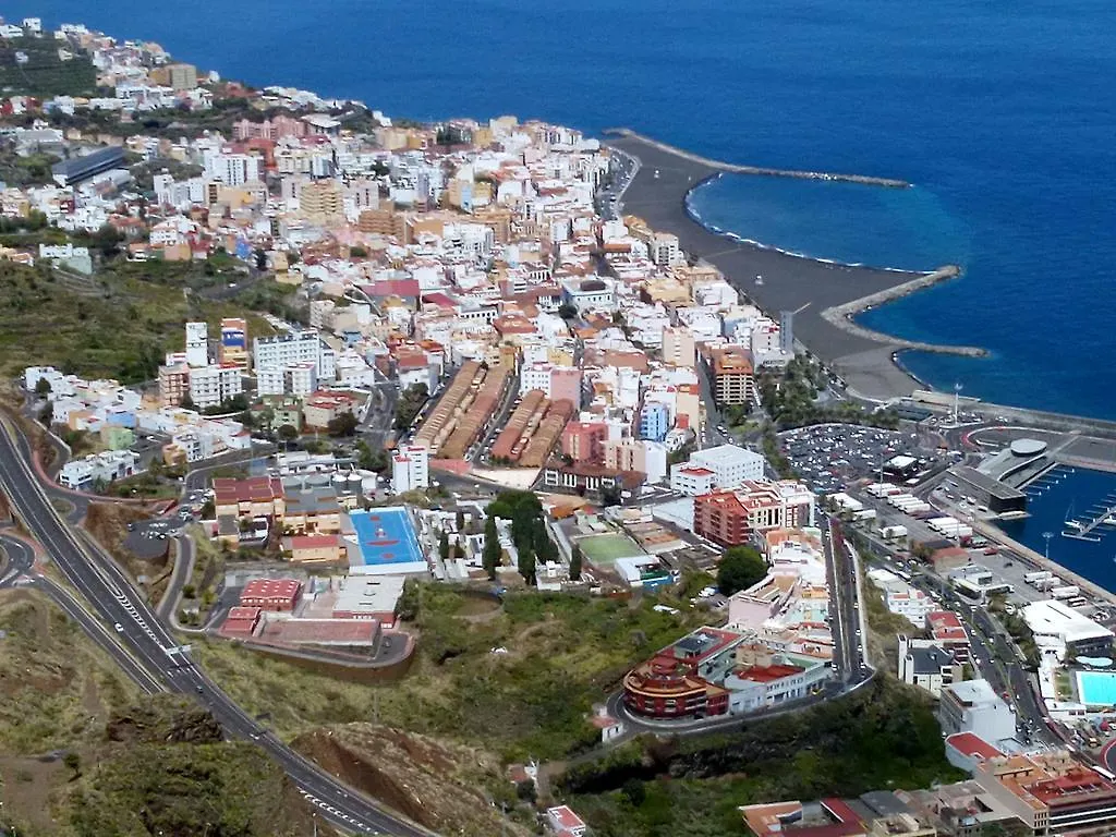 Apartamentos La Fuente Santa Cruz de la Palma  Santa Cruz de la Palma (Isla de la Palma)